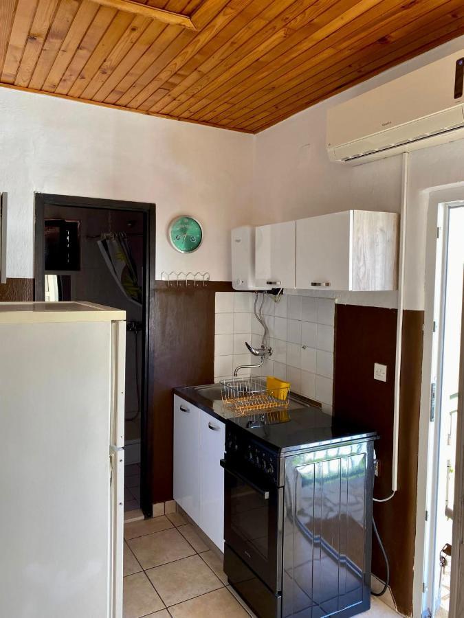 מרינה Apartmani Ines מראה חיצוני תמונה