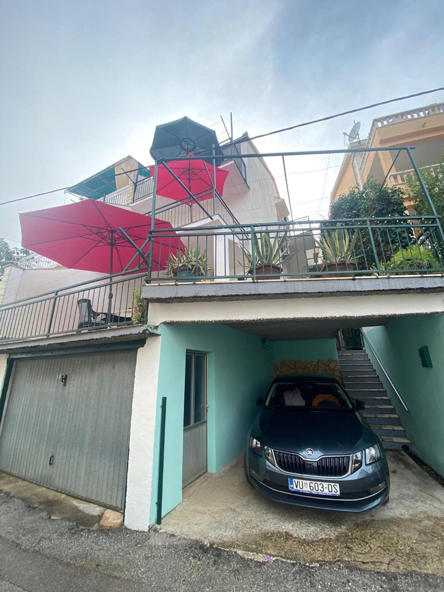 מרינה Apartmani Ines מראה חיצוני תמונה